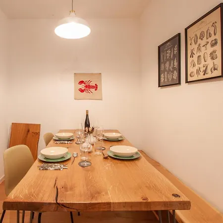Apartment 100m2 Mit Terrasse Nahe Residenz Und Altstadt