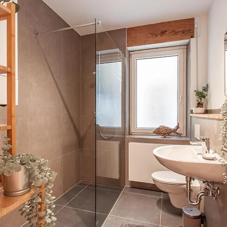 100m2 Mit Terrasse Nahe Residenz Und Altstadt Apartment