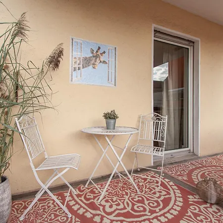 Apartman 100m2 Mit Terrasse Nahe Residenz Und Altstadt