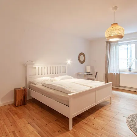 100m2 Mit Terrasse Nahe Residenz Und Altstadt Apartment